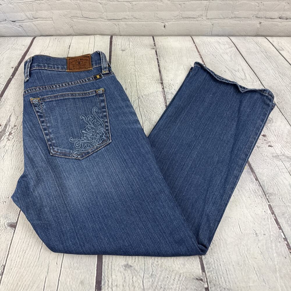 Lucky Brand~Women's Size 6/28~Sweet' N Crop Medium Wash Cotton Blend Jeans.
